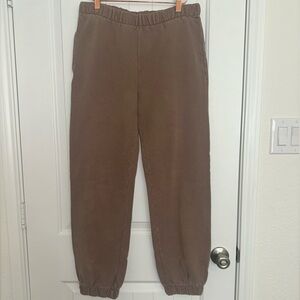 🌴3/$20 Brandy Melville Brown Joggers
